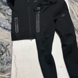 Nike Black Tracksuit Set